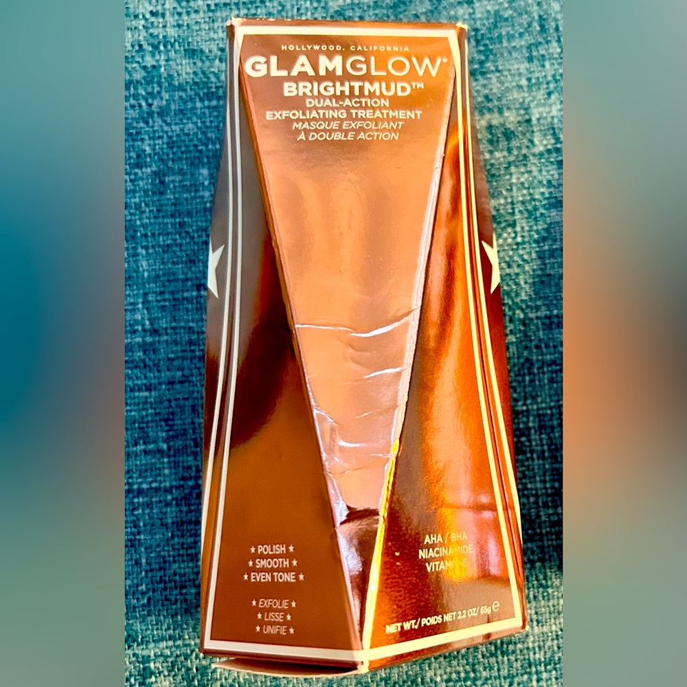 GLAMGLOW BRIGHTMUD Dual-Action Exfoliating
Face Mask 2.2oz (65g)Brand New